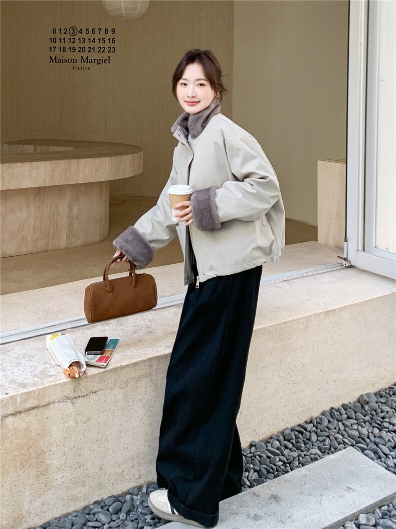 率性简约风毛绒拼接羽绒服女2025冬新款休闲气质防风立领羽绒外套,女装羽绒服,艾米莉亚