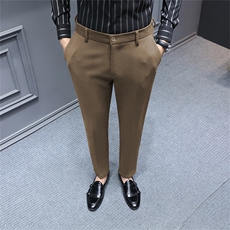 长裤棕色