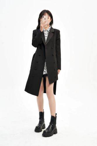 2021新款春装设计师款风衣裙现货，女装风衣，艾涵o