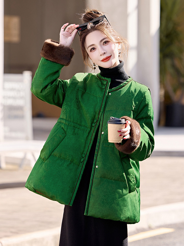 羽绒服女中长款2025冬季新款洋气独特别致新中式收腰复古绿色外套,女装羽绒服,伊仟回