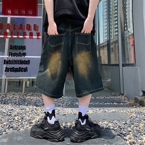 牛仔短裤男女夏季薄款渐变色水洗做旧直筒潮牌宽松休闲五分中裤图片