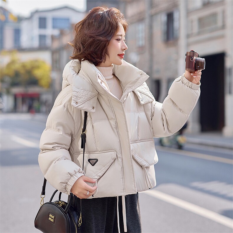 羽绒服女短款2024冬季新款女装连帽保暖休闲白鸭绒外套潮！现货！,女装羽绒服,慧尚依恋