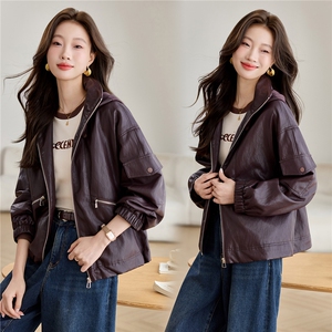 2581休闲连帽皮衣，女装短外套，文熹诺