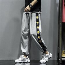 2021春秋款灰墙灰色宽松休闲印花秋季九分裤A061-K708-P50，男装休闲裤，电商A061