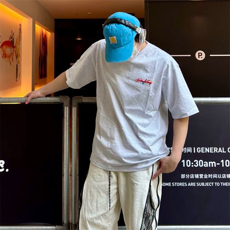 万针全刺绣工艺抖音得物高品质260克重磅纯棉双纱美式高街短袖T恤图片