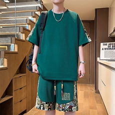 绿色