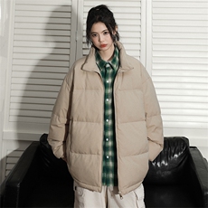 卡其色