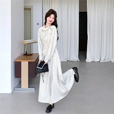 【新款】2026设计感连衣裙2C031-713-P165-K268，女装连衣裙，2C031