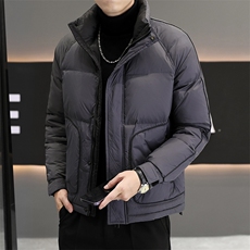 新标90%白鸭绒冬季潮牌轻薄男士外套轻奢休闲英伦男Y6610-P135，男装羽绒服，星座210-3