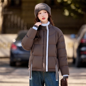 2025冬季新款小个子短款保暖泡芙羽绒服图片