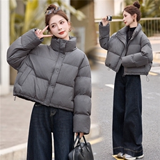 短款羽绒服女2025冬季新款小个子宽松立领白鸭羽绒面包服外套，女装羽绒服，美沁