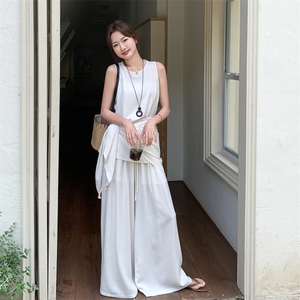 套装女新款流行无袖上衣阔腿裤巨好看的夏装三件套图片