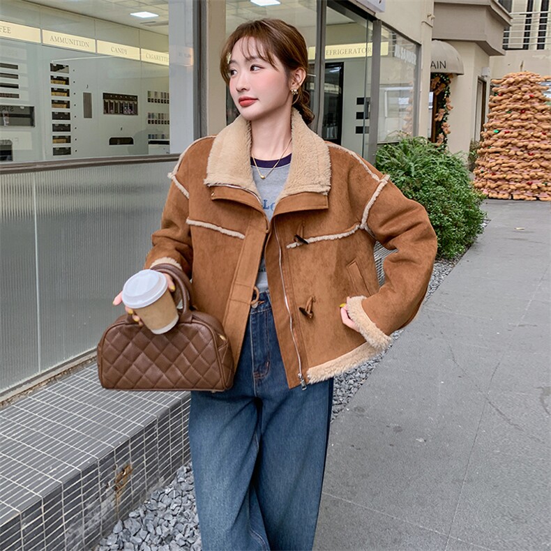 2024年冬季新款立领三角扣宽松短款保暖羊羔毛皮毛一体外套,女装羊羔毛/颗粒绒,流量+
