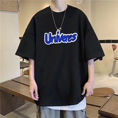 黑色