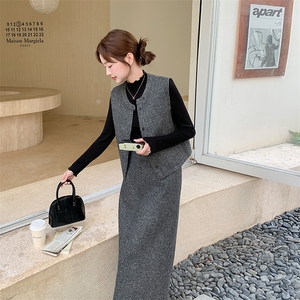 灰色高级感小香风马甲套装裙女2025秋季复古气质轻熟风毛呢三件套图片