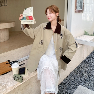 浅卡其色韩系设计感卡通刺绣风衣女2025秋季新款撞色拼接休闲外套图片