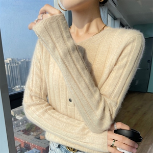 2025秋冬新款女羊绒衫100纯山羊绒圆领纯色修身优雅通勤针织套衫图片