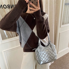2025年秋季新款百搭拉毛菱形格圆领，女装羊毛衫，优麦羊绒（原洪叶羊绒）