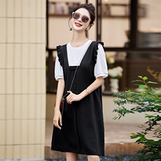 现货2024年夏季新款小个子减龄时尚洋气背带假两件连衣裙，女装连衣裙，盈茜