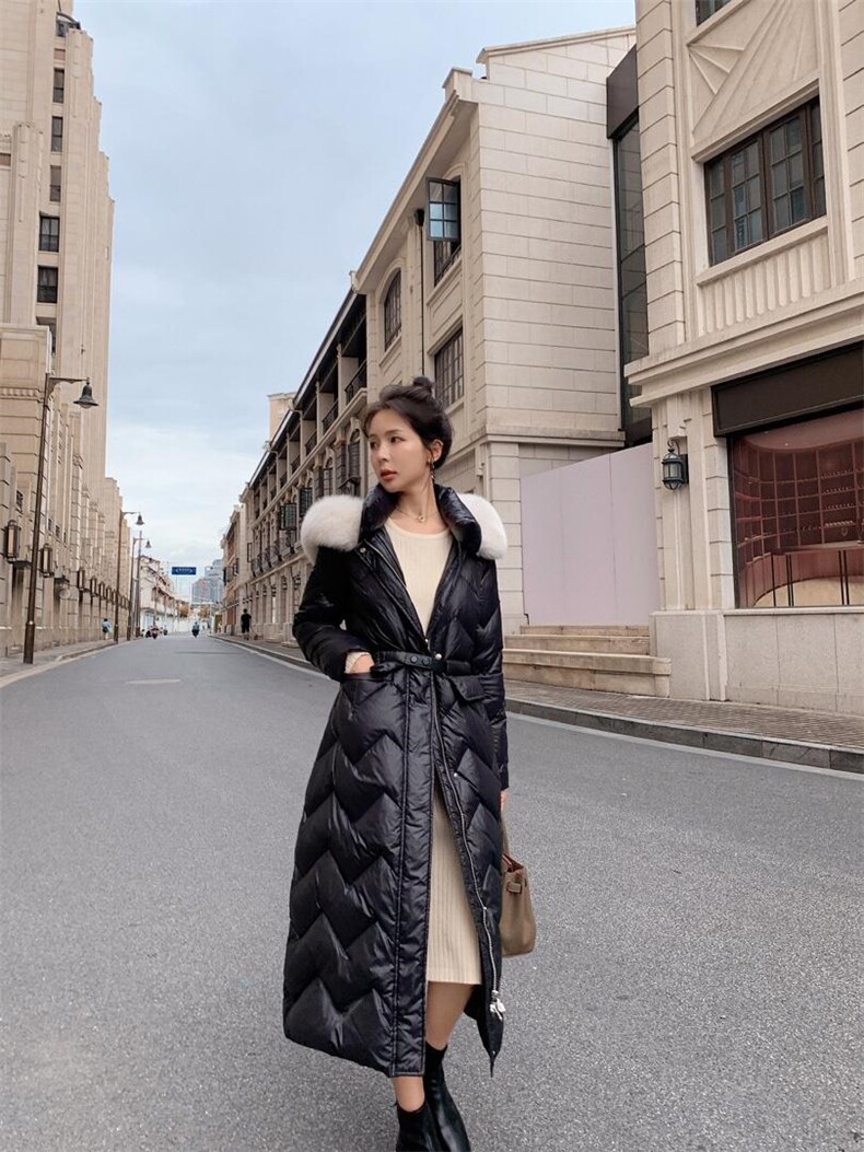 现货标广检90绒羽绒服，女装羽绒服，早颜