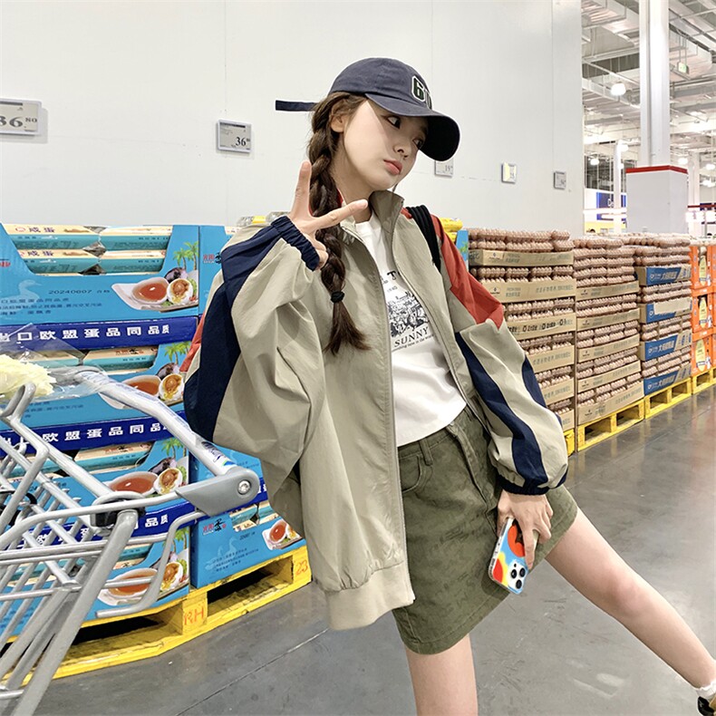 美式chic卡其色拼接棒球服短外套女春秋超火好看高级小众夹克上衣,女装短外套,2C050