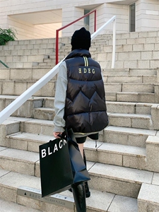 冬季羽绒服图片