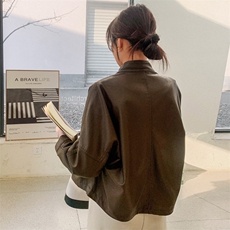 现货2025秋季女装新款时尚洋气机车款小个子短款皮衣外套223-1302，女装皮衣，莘蕾