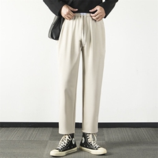 卡其色