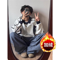 灰色