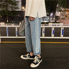 蓝色
