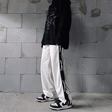 白色