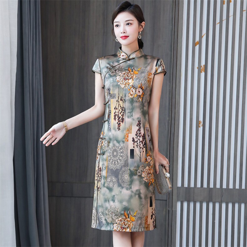 杭州真丝连衣裙女新款蚕改良旗袍2026年夏季新款复古妈妈裙子,女装连衣裙,小荷流