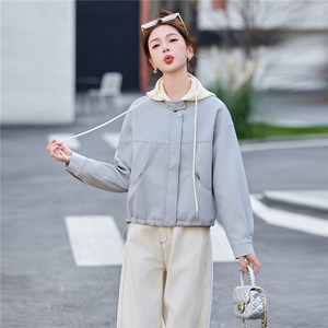短外套女2026春秋新款时尚洋气减龄妈妈高级感连帽可脱卸夹克上衣图片