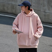 粉红色