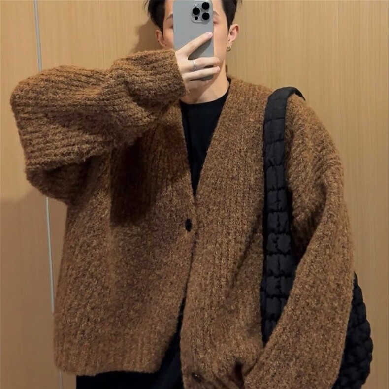 Q84-P53宽松舒适柔软V领胸前毛巾绣潮复古风针织衫毛衣男女,男装针织衫/毛衣,电商B323A