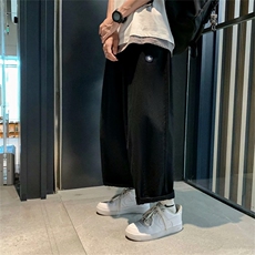卡其色