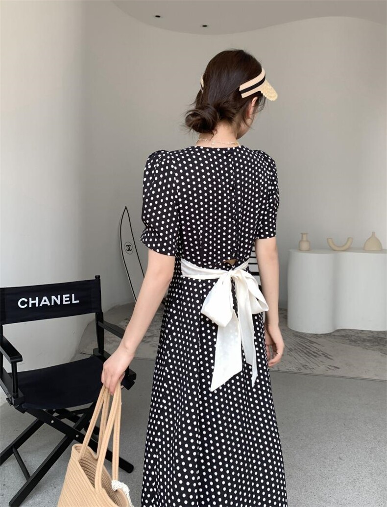 [现货]夏季新款气质波点连衣裙，两色、三个尺码，女装连衣裙，依柏璐(1F)