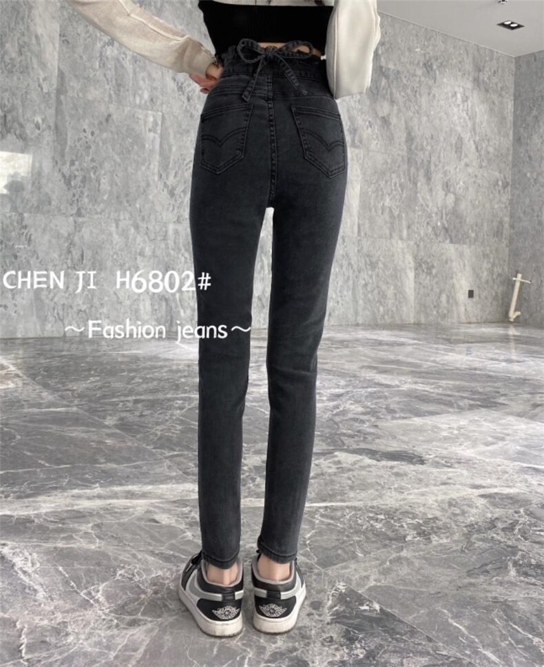 秋季新款后腰蝴蝶结牛仔裤，女装牛仔裤，臣己