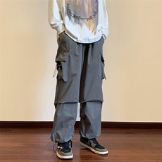 灰色