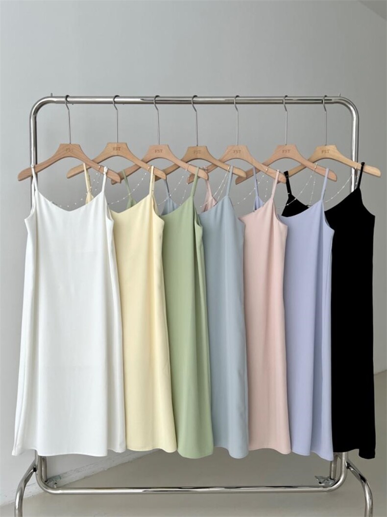 西服吊带裙风衣，女装背心吊带，FST