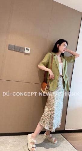 现货夏季新款轻薄防晒西装，碎花裙，女装西装，Dú+独家