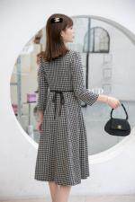 秋装新款上市：千鸟格连衣裙M一XXL，女装连衣裙，拉思维加丝
