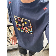 藏青色