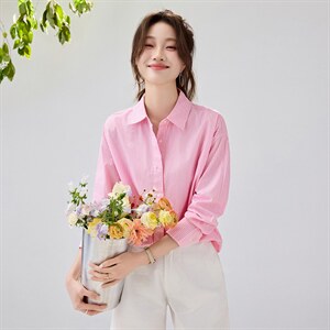 2026春夏新款显瘦清新减龄粉白条纹衬衫女设计感小众宽松叠穿衬衣，女装衬衫，艾米