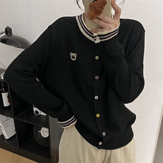 黑色