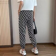 2021春季新款羊毛针织裤子女束脚哈伦裤秋满身字母宽松直筒九分裤，女装休闲裤，潮品会