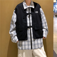 黑色