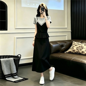 设计感小众时尚气质套装女夏圆领蕾丝拼接上衣开叉半身长裙两件套图片
