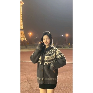 重磅秋冬北极绒开衫毛衣美式复古休闲慵懒风牛角扣针织衫连帽外套图片