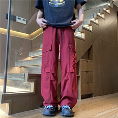 红色